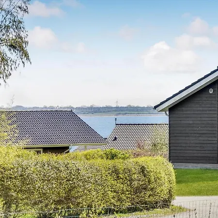 Awesome In With Wifi Nyaraló *