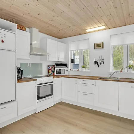 Gorgeous In With Wifi Holiday home